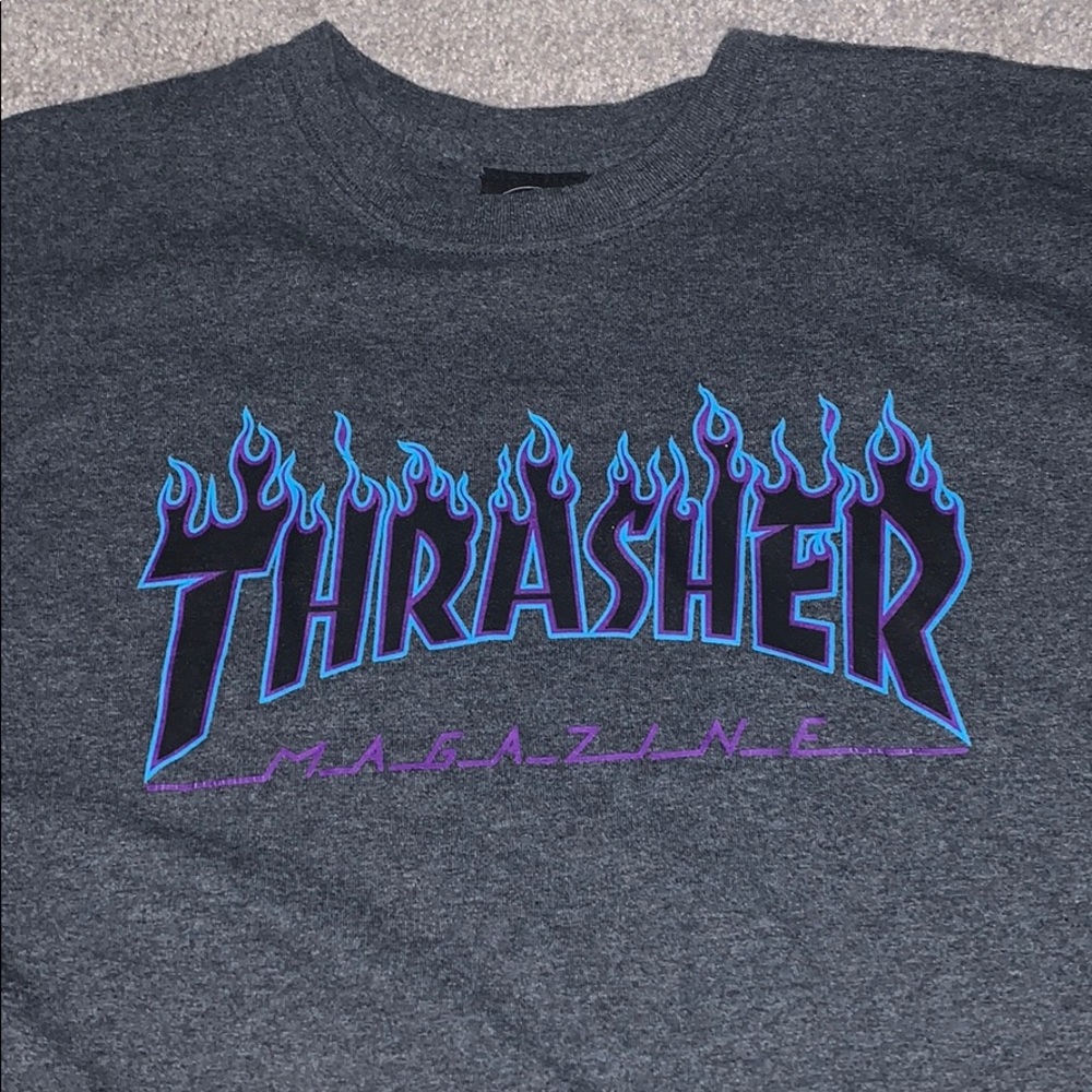 THRASHER blue flame tee!
